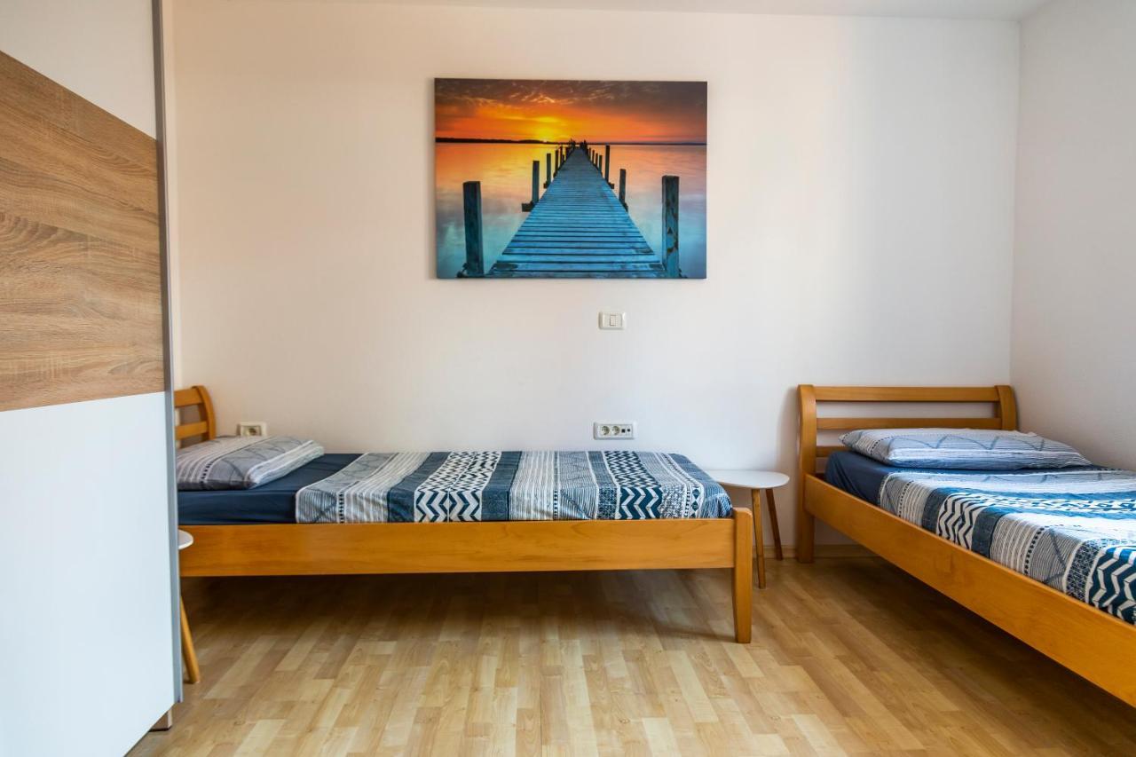 Sunny Old Town Apartment 코페르 외부 사진