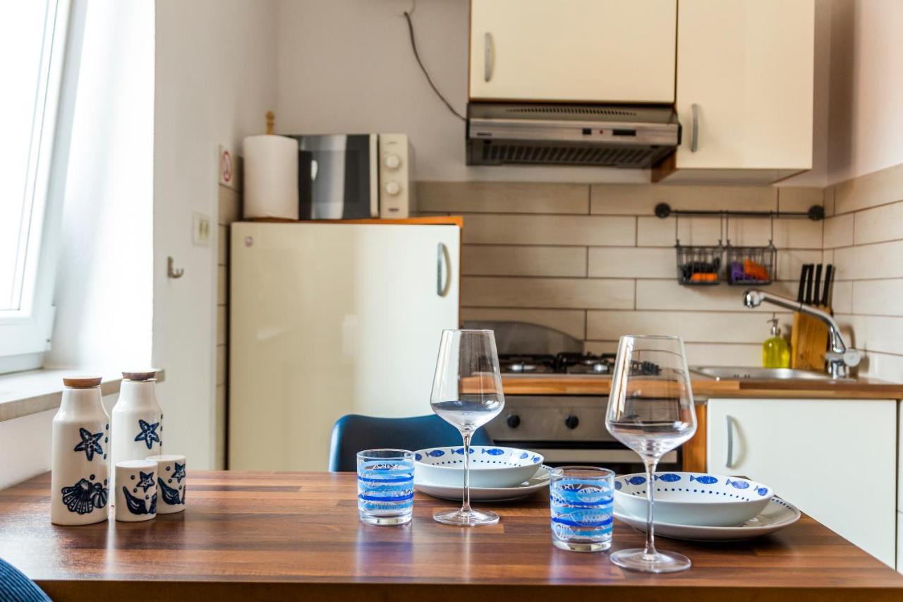 Sunny Old Town Apartment 코페르 외부 사진