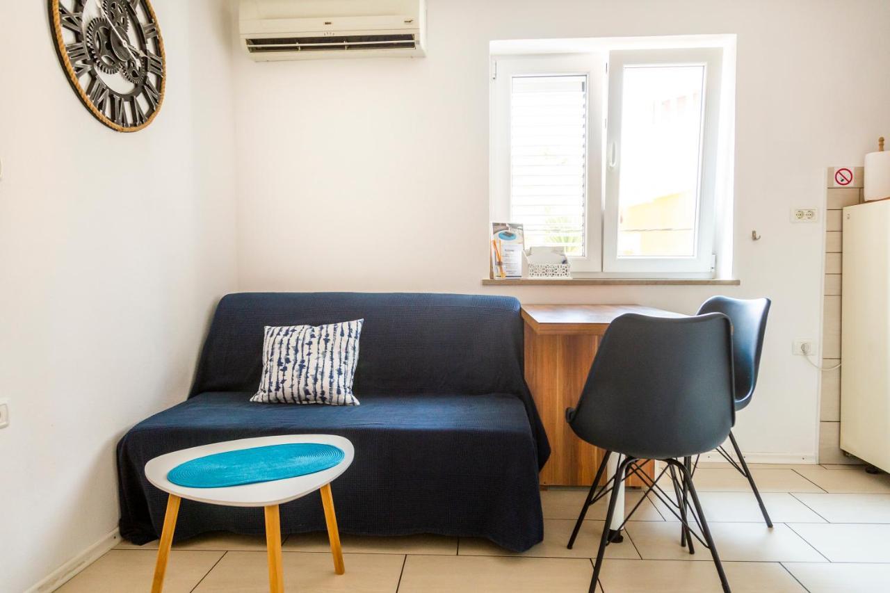 Sunny Old Town Apartment 코페르 외부 사진